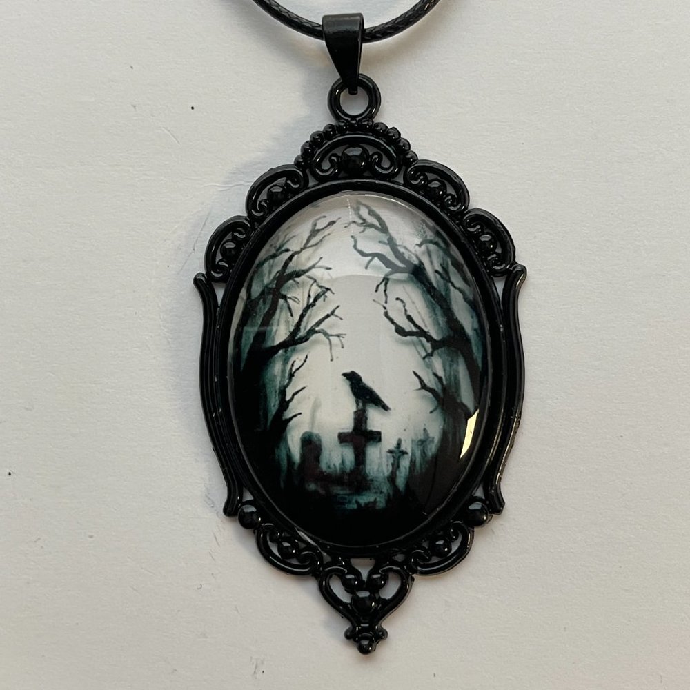 Gothic Crow Raven Necklace Cemetery Pendant Halloween Goth Pagan Victorian Jewel